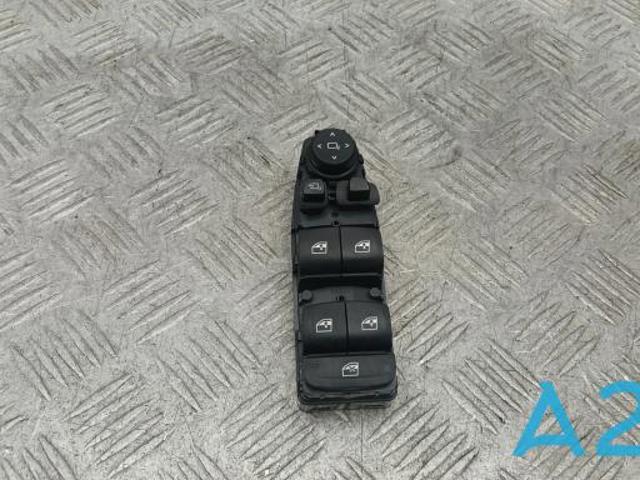 Кнопковий блок керування склопідіймачами передній лівий 61315A5AAA3 BMW