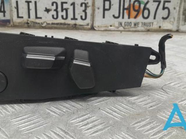 Блок кнопок механізму регулювання сидінь, правий 61319275078 BMW