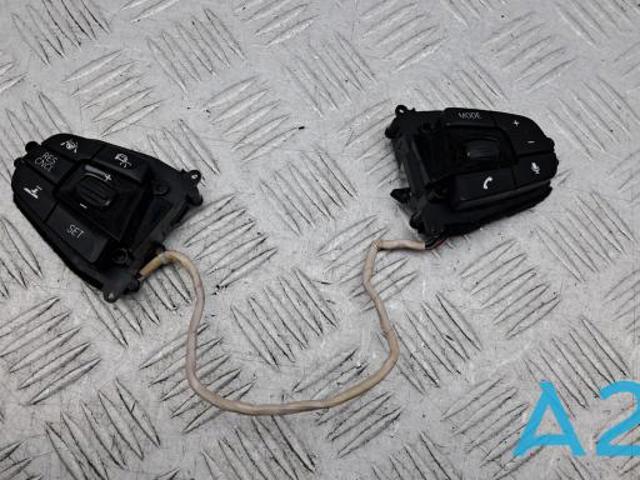 Блок кнопкових перемикачів кермового колеса 61319327082 BMW