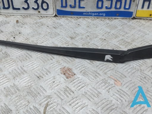 Ричаг двірника 61617182459 BMW