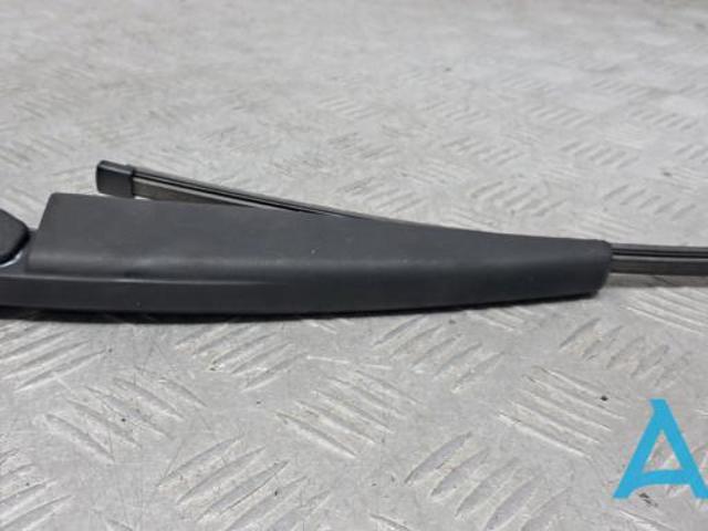 Важіль-поводок двірника заднього скла 61627407274 BMW