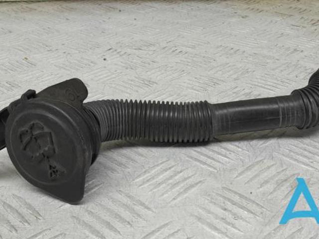 Горловина бачка омивача 61667162586 BMW