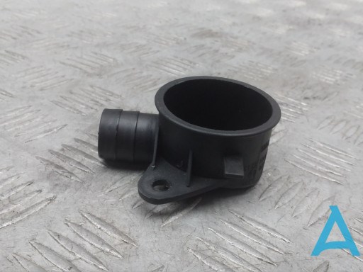 Горловина бачка омивача 61667241664 BMW