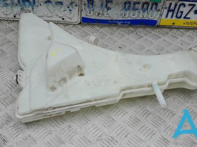 Бачок омивача скла 61667377162 BMW