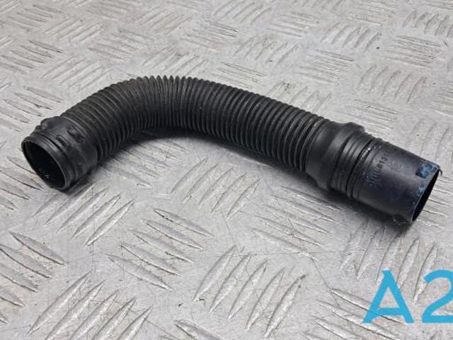 Горловина бачка омивача 61667377164 BMW