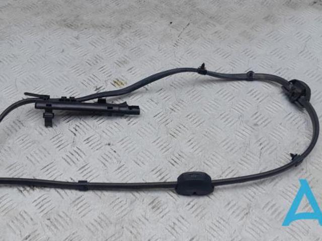Форсунка омивача лобового скла 61667388756 BMW