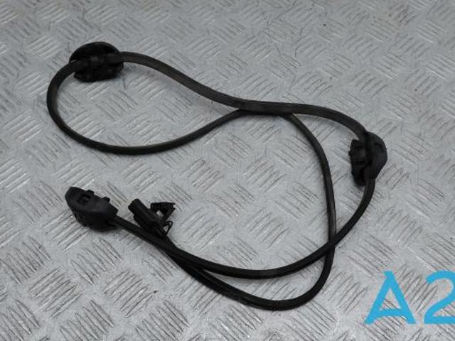 Форсунка омивача лобового скла 61667399024 BMW