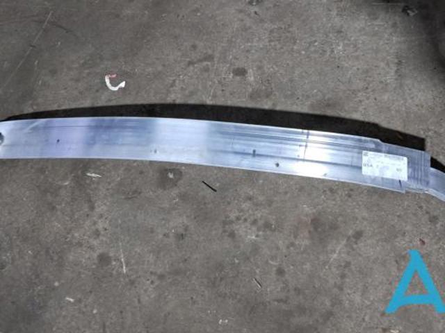 Балка бампера переднього 620305DB1A NISSAN