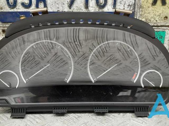 Покажчик напруги (вольтметр) 62108795237 BMW