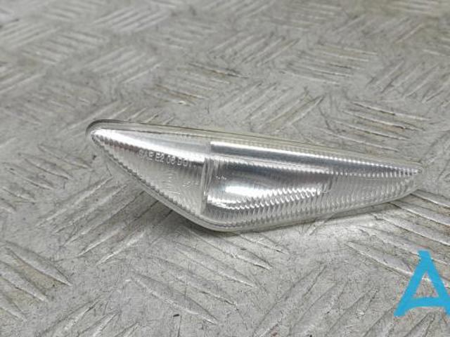 Поворотник лівий 63137171007 BMW