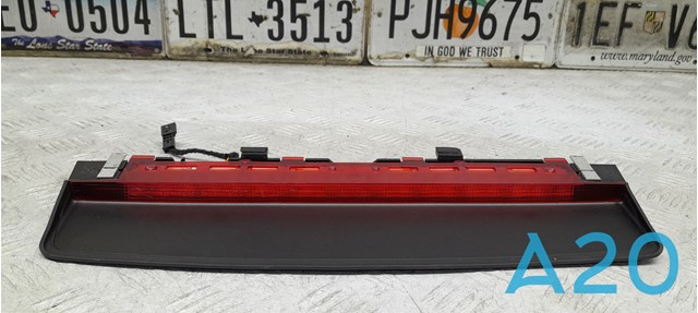 Стоп-сигнал заднього скла 63257182211 BMW