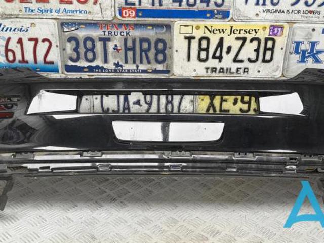 Решітка переднього бампера, центральна 6400J294 MITSUBISHI
