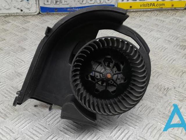Електромотор пічки 64119291177 BMW