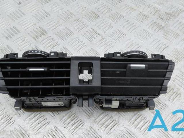 Решітка повітропровода 64229363444 BMW