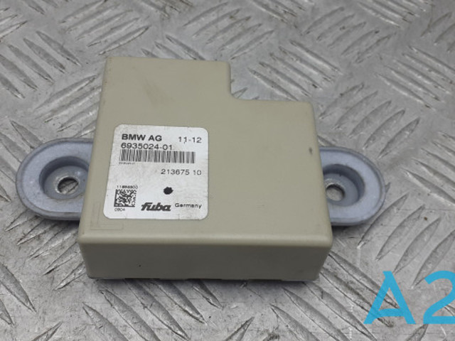 Підсилювач сигналу антени 65206935024 BMW