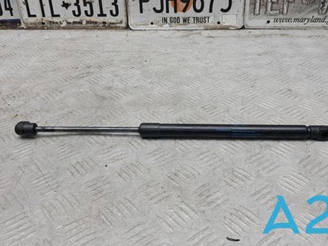 Стійка капота 654705NN0A NISSAN