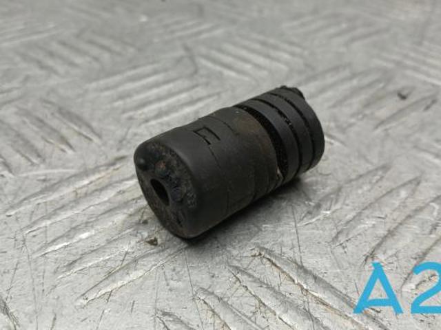Буфер двері багажника 65829JG40A NISSAN