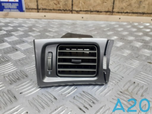 Решітка повітропровода ліва 66110FG012 SUBARU