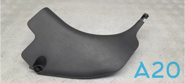 Обшивка стійки кузова внутрішня, передня права 669003NF0B NISSAN