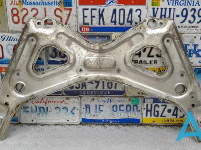 Підсилювач переднього підрамника 670002928 MASERATI