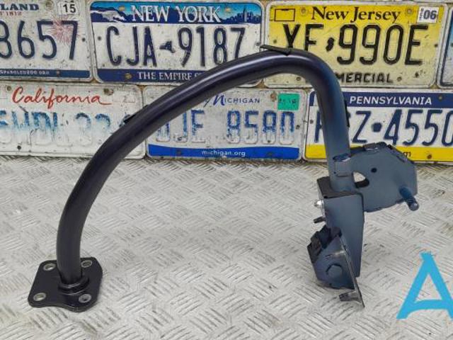 670032970 Maserati