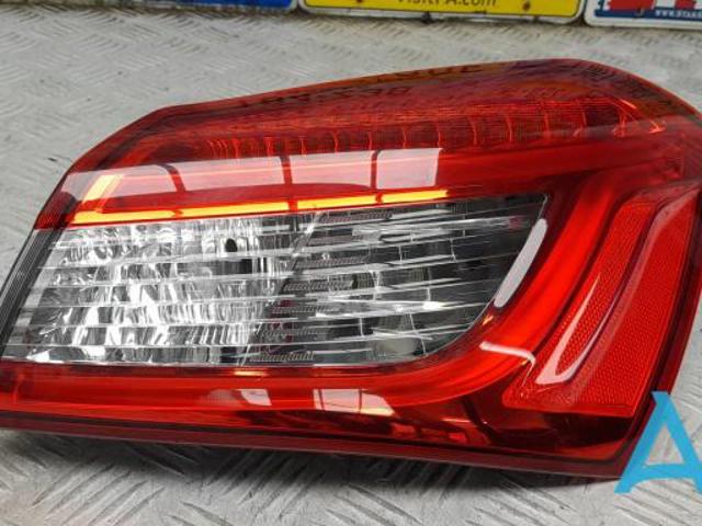 Ліхтар задній правий, зовнішній 670107148 MASERATI
