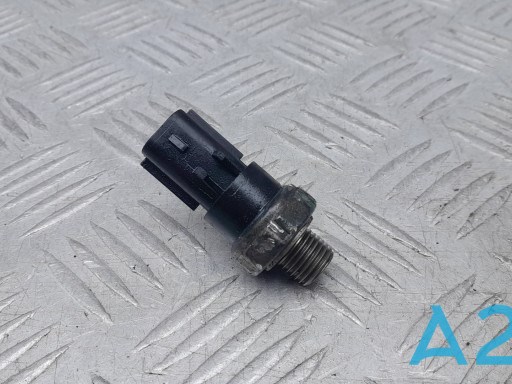 Датчик тиску масла двигуна 68070741AC CHRYSLER