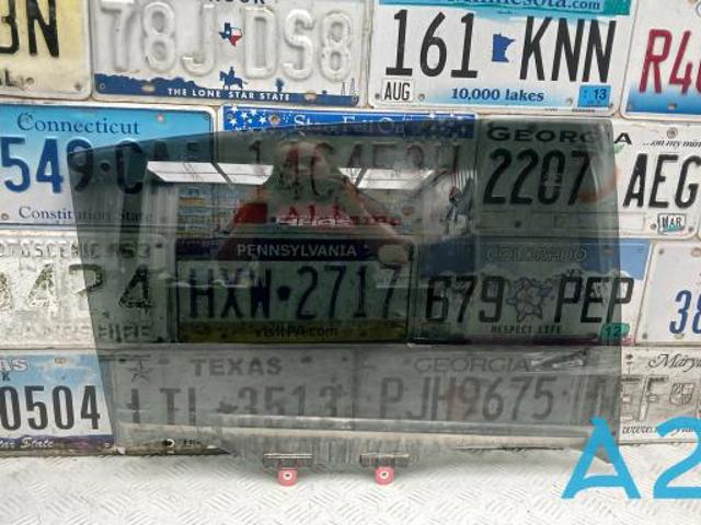 Скло заднє ліве 6810448300 TOYOTA