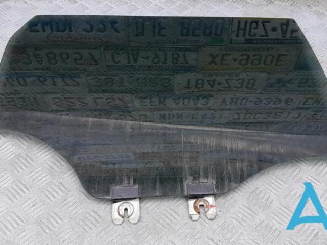 Вікно задніх дверей 68104622AB CHRYSLER