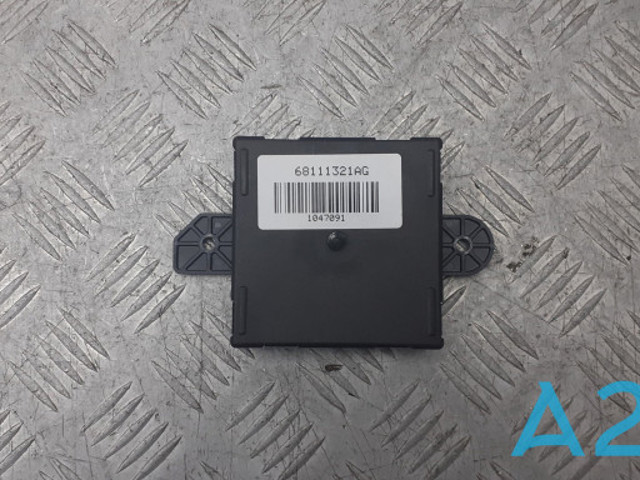 Блок комфорту передніх дверей 68111321AG CHRYSLER