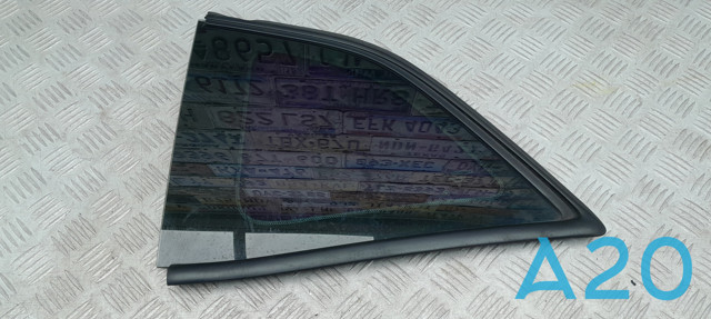 Скло багажника, ліве 68234217AA CHRYSLER