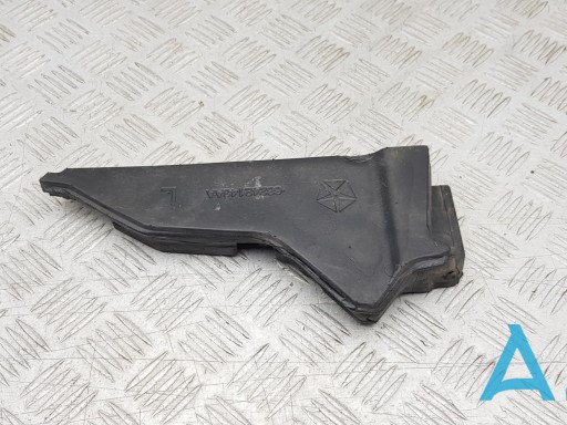 Шарнір капота лівий 68242143AA CHRYSLER