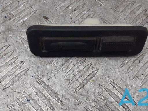 Кнопка салону приводу замка 3/5 дверей (ляди) / кришки багажника 68247423AB CHRYSLER