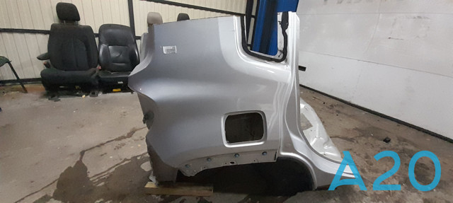 Крило праве заднє 68263222AA CHRYSLER