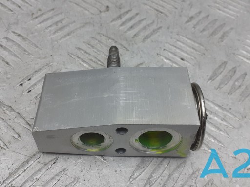 Клапан TRV, кондиціонера 68308980AA CHRYSLER