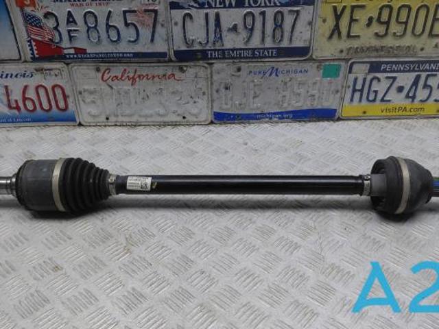 Піввісь задня, права 68380008AA CHRYSLER