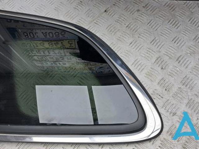 Скло багажного відсіку, ліве 68415291AA CHRYSLER