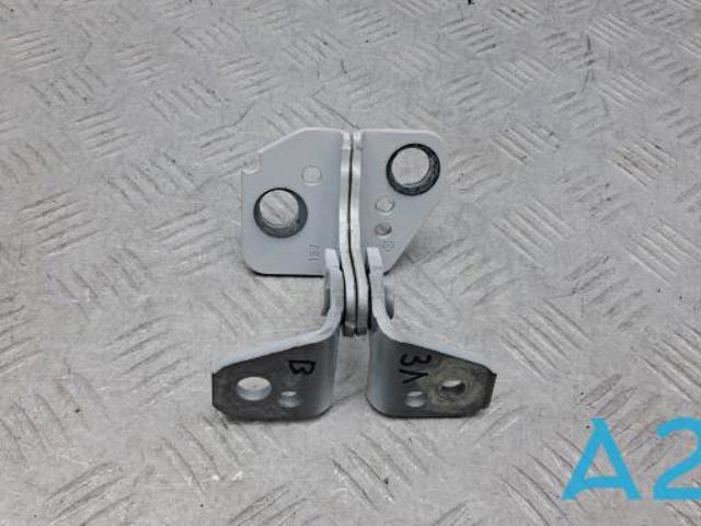 Петля заднтої двері, правої 68544487AA CHRYSLER
