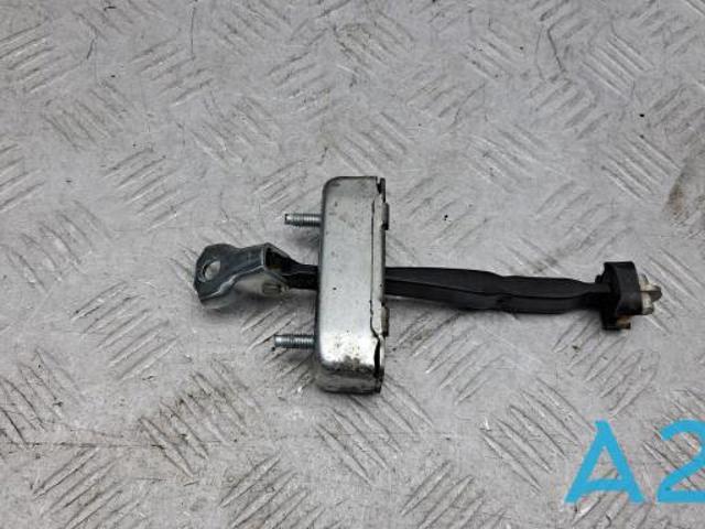 Обмежувач відкриття дверей, задній правий 6863006152 TOYOTA