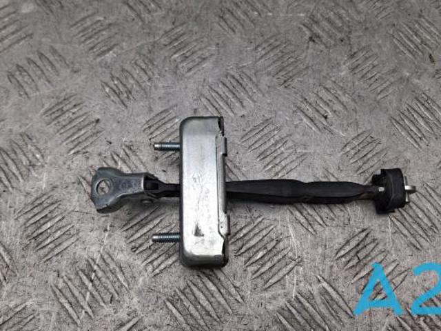 Обмежувач відкриття дверей, задній правий 6863006152 TOYOTA