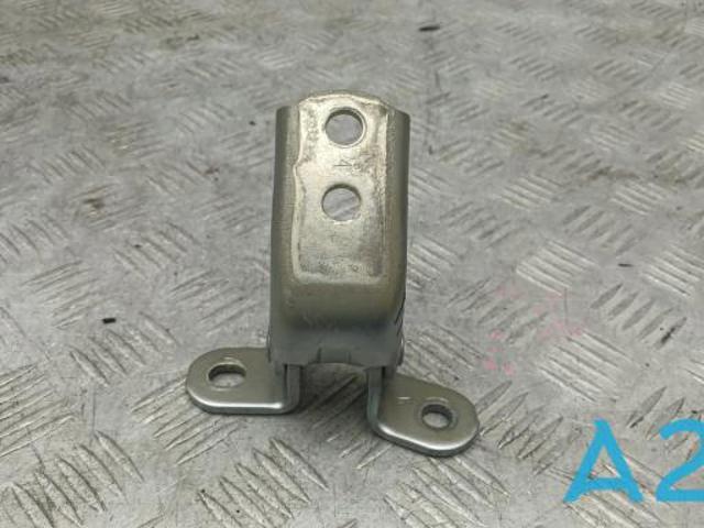 Петля передніх дверей, правою 6871002020 TOYOTA
