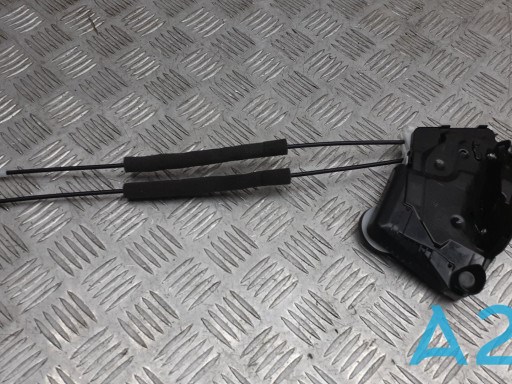 Замок двері правої передньої 6903047110 TOYOTA
