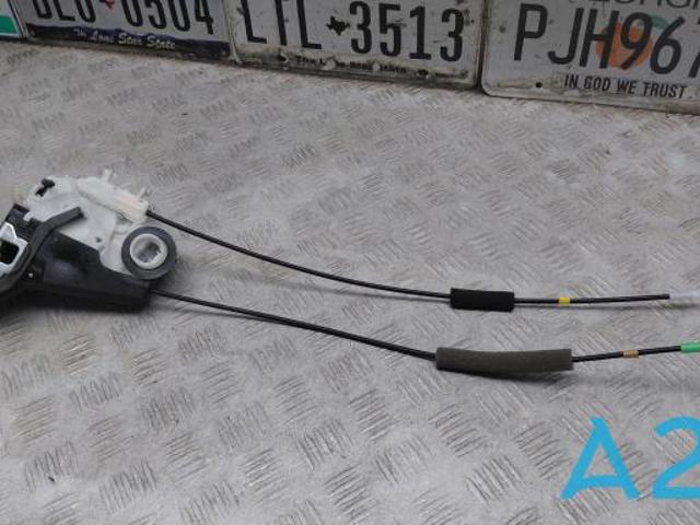Замок задніх дверей, правих 6905052250 TOYOTA