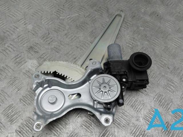 Механізм стеклопод'емника двері задньої, правої 6980306190 TOYOTA