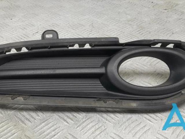 Заглушка протитуманки передньої правої 71105T7JH00 HONDA