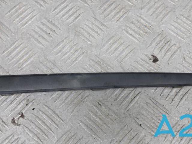 Молдинг заднього бампера, правий 71514TLAA11 HONDA