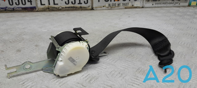 Пасок безпеки задній 72119163245 BMW