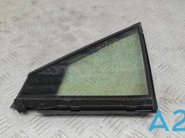 Скло трикутне дверей передніх лівоих 73370TRTA02 HONDA
