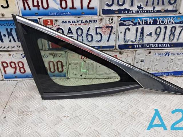 Скло багажника, ліве 73562TRTA01 HONDA