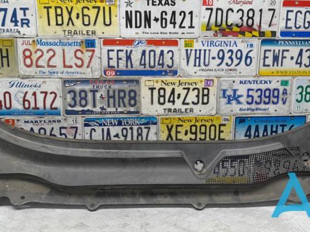 Водостік лобового скла, жабо 74200TVAA00 HONDA